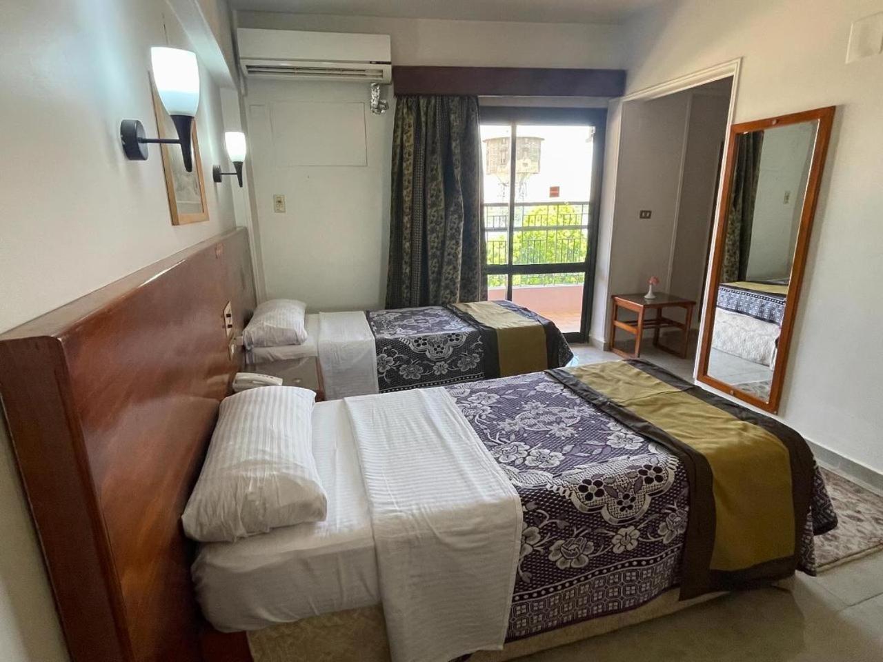 St.Joseph Hotel ลักซอร์ ภายนอก รูปภาพ